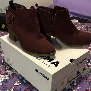 Sonoma Women's Dark Red Ankle Booties
